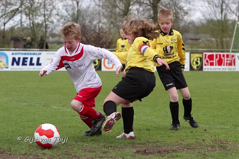 2012_04_07 Lo GVV'63 F2 - Dussense Boys F2 GVV Kampioen