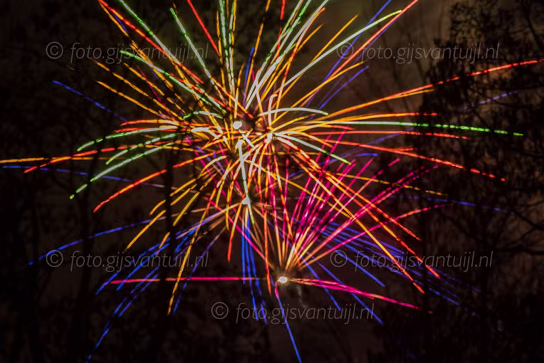 2026_01_01 Vuurwerk rond omze Woning