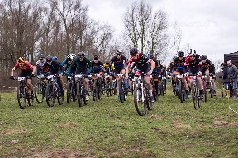 2023_12_23 Neswaardencross Aalst MTB en CX