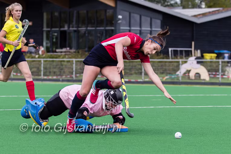 2017_10_08 MHC Bomm D1 - MHC Heesch D1 3-4